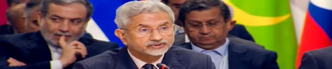 Jaishankar says Indian businesses should deal with China in a balanced manner.